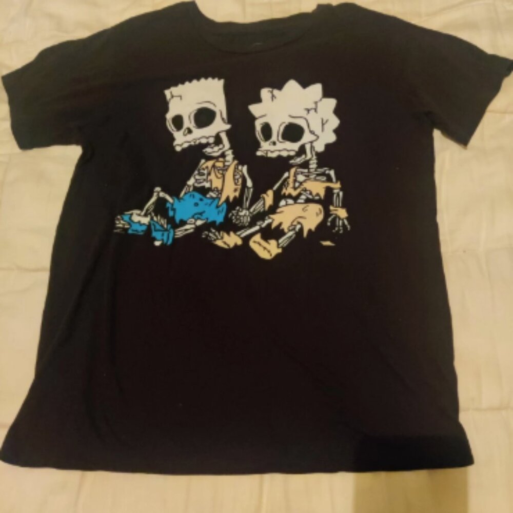 The Simpsons Bart Lisa Skeleton Skull Tree House Horror Mens Vintage T-Shirt